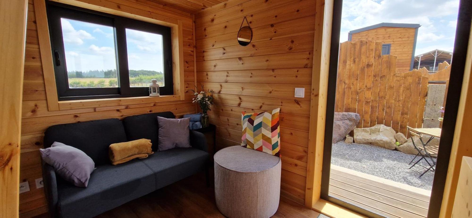 Les Tiny Du Pre Mathy - Insolites Avec Jacuzzi A * Profondeville