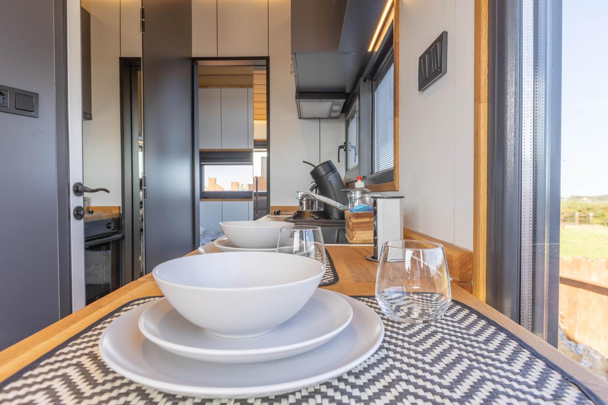 Les Tiny Du Pre Mathy - Insolites Avec Jacuzzi A Landhuis